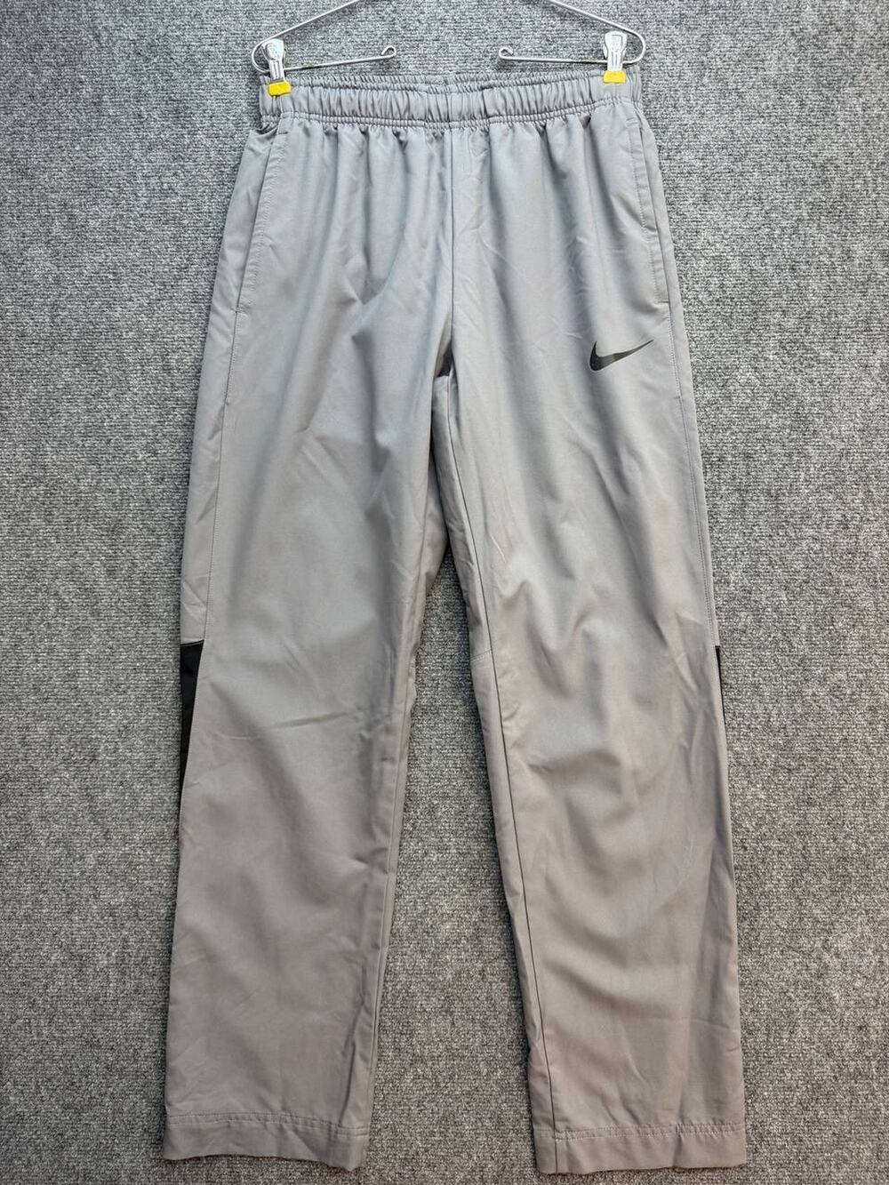 Nike Dri-FIT Men’s Athletic Pants Size M Gray Black Drawstring Training